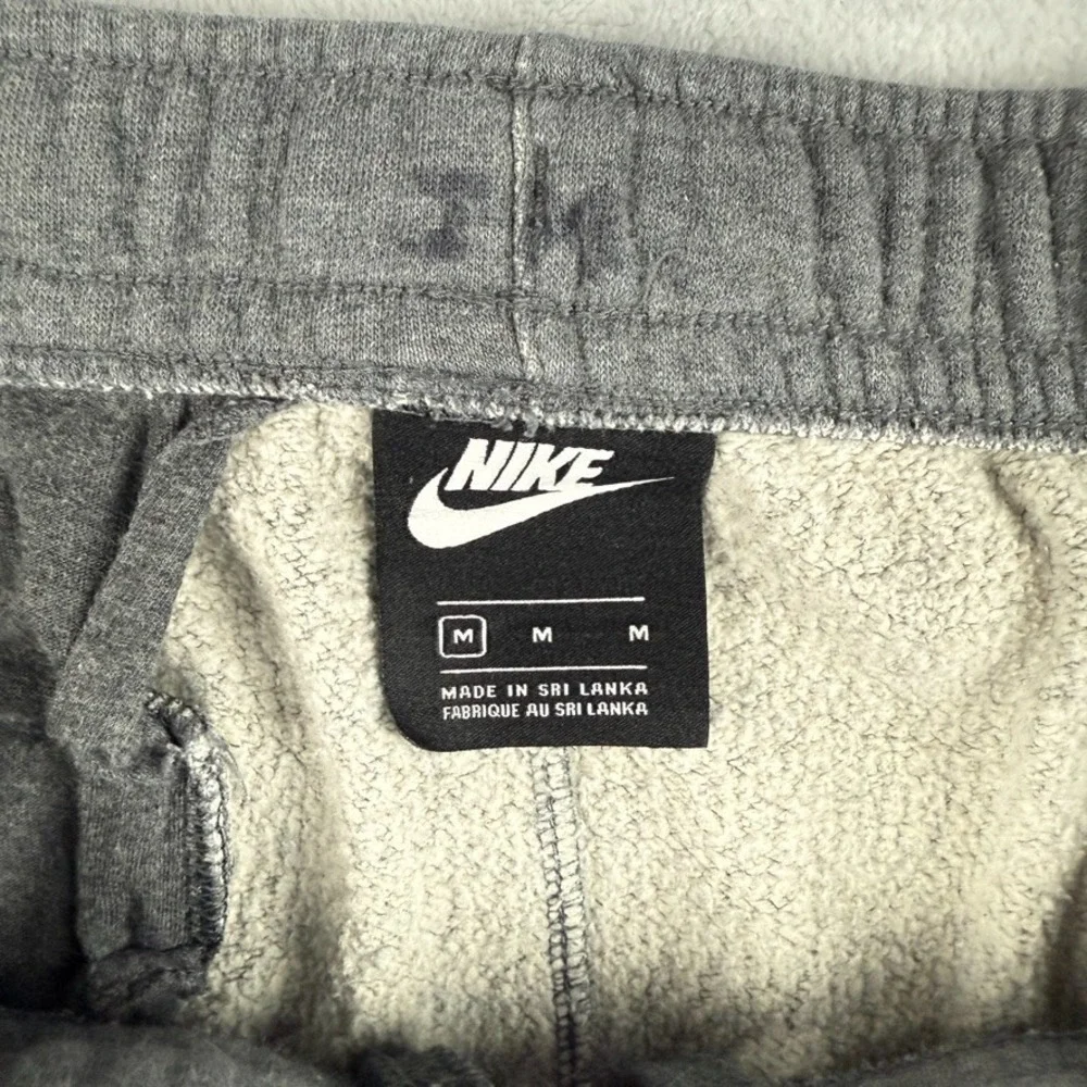 Nike Pants Mens Medium Gray Sportswear Club Fleece Sweatpants French Terry